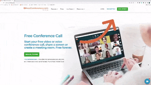a gif showing an arrow pointing to the sign up button at the right up corner on FreeConference home page top navigation bar